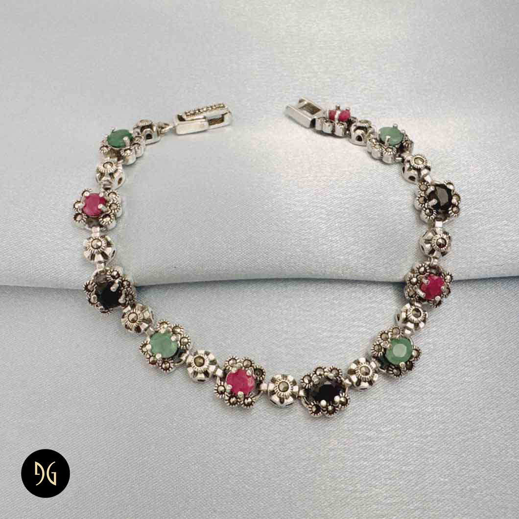 دستبند نقره زنانه نگین دار جواهری مدل DSW D49