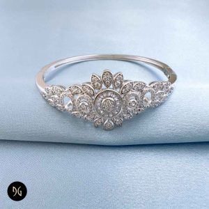 دستبند نقره النگویی زنانه مدل DSW D47