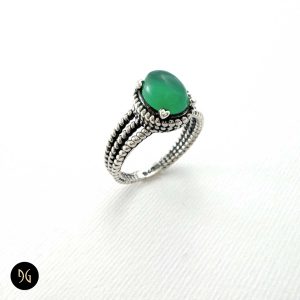 انگشتر نقره زنانه عقیق سبز مهتابی مدل RSW F55